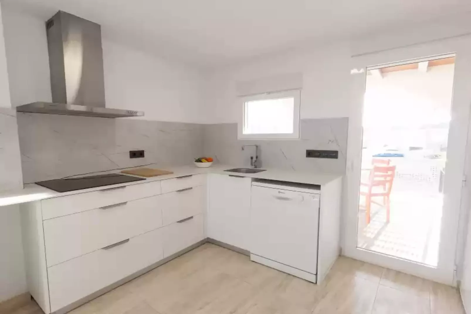 La Mar De Olas-Kitchen