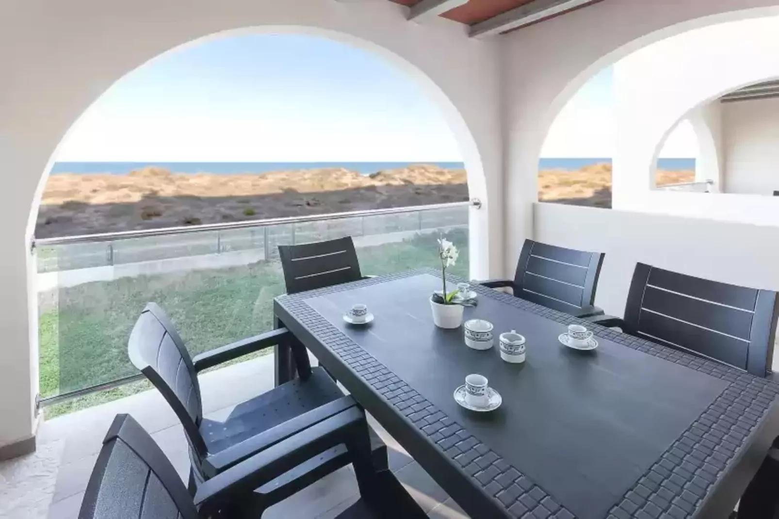 La Mar De Olas-Terrace balcony