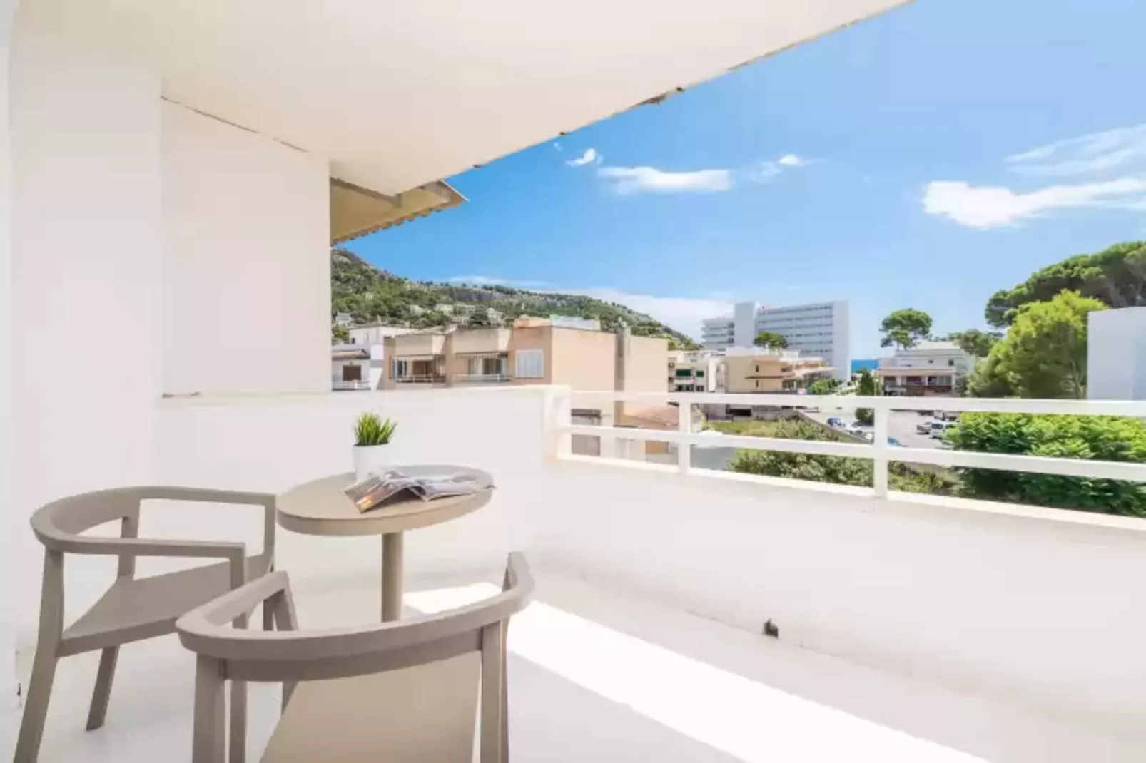 Massanet (2a)-Terrace balcony