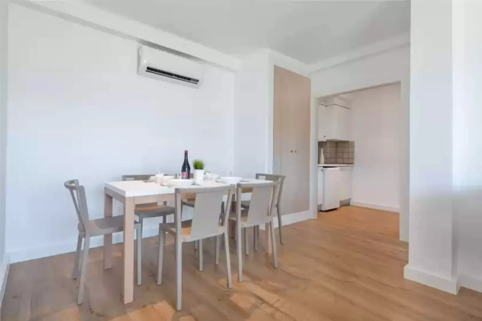 Massanet (2b)-Dining room