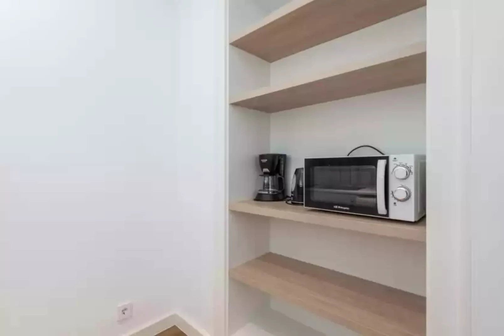 Massanet (2b)-Kitchen