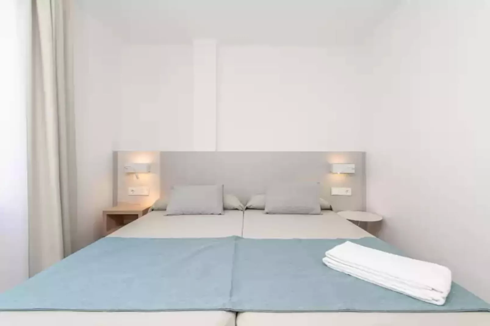 Massanet (2c)-Bedroom