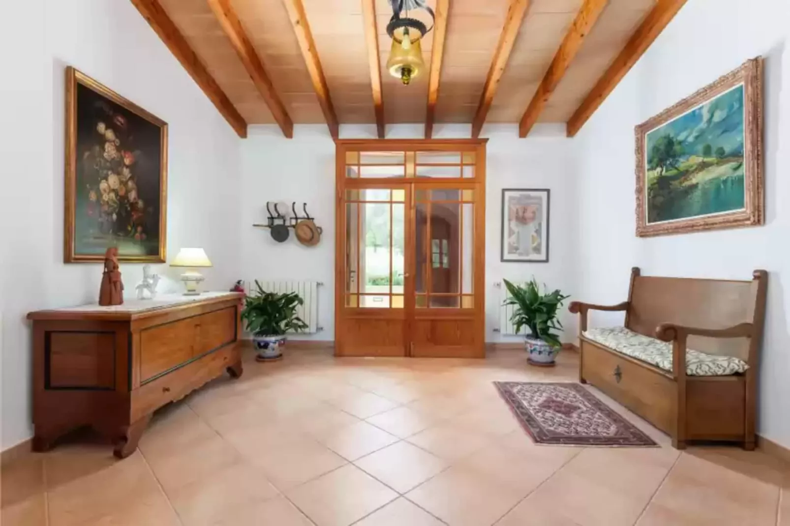Can Carrio-Reception hall