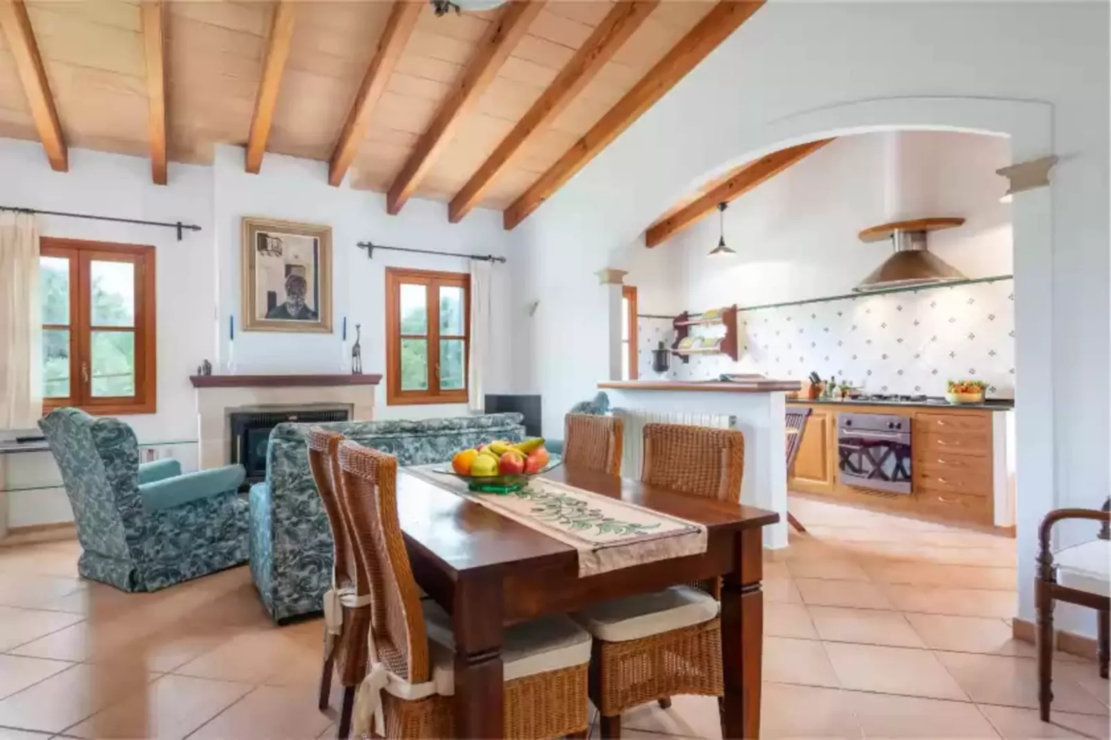 Can Carrio-Dining room