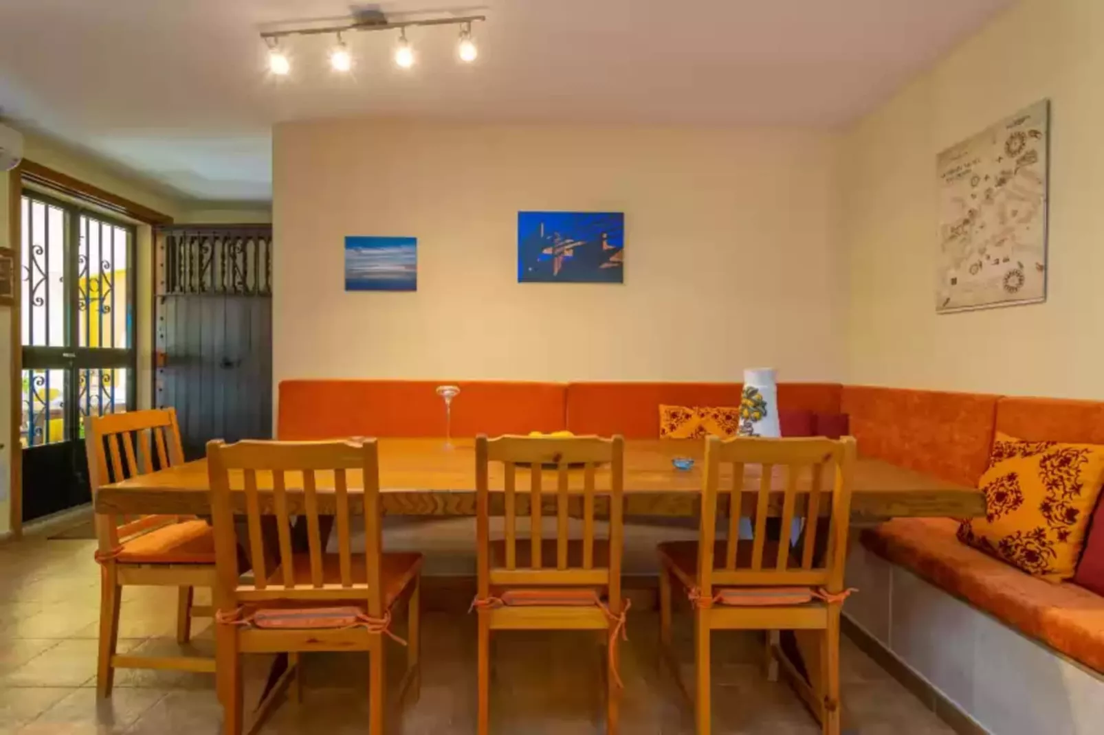 Sa Raconada-Dining room