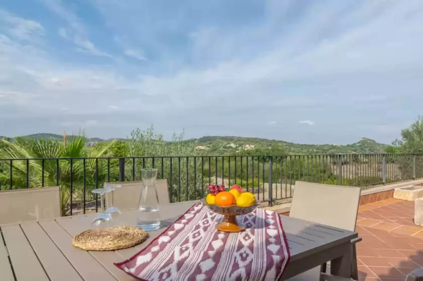 Fetget-can Bosco-Terrace balcony