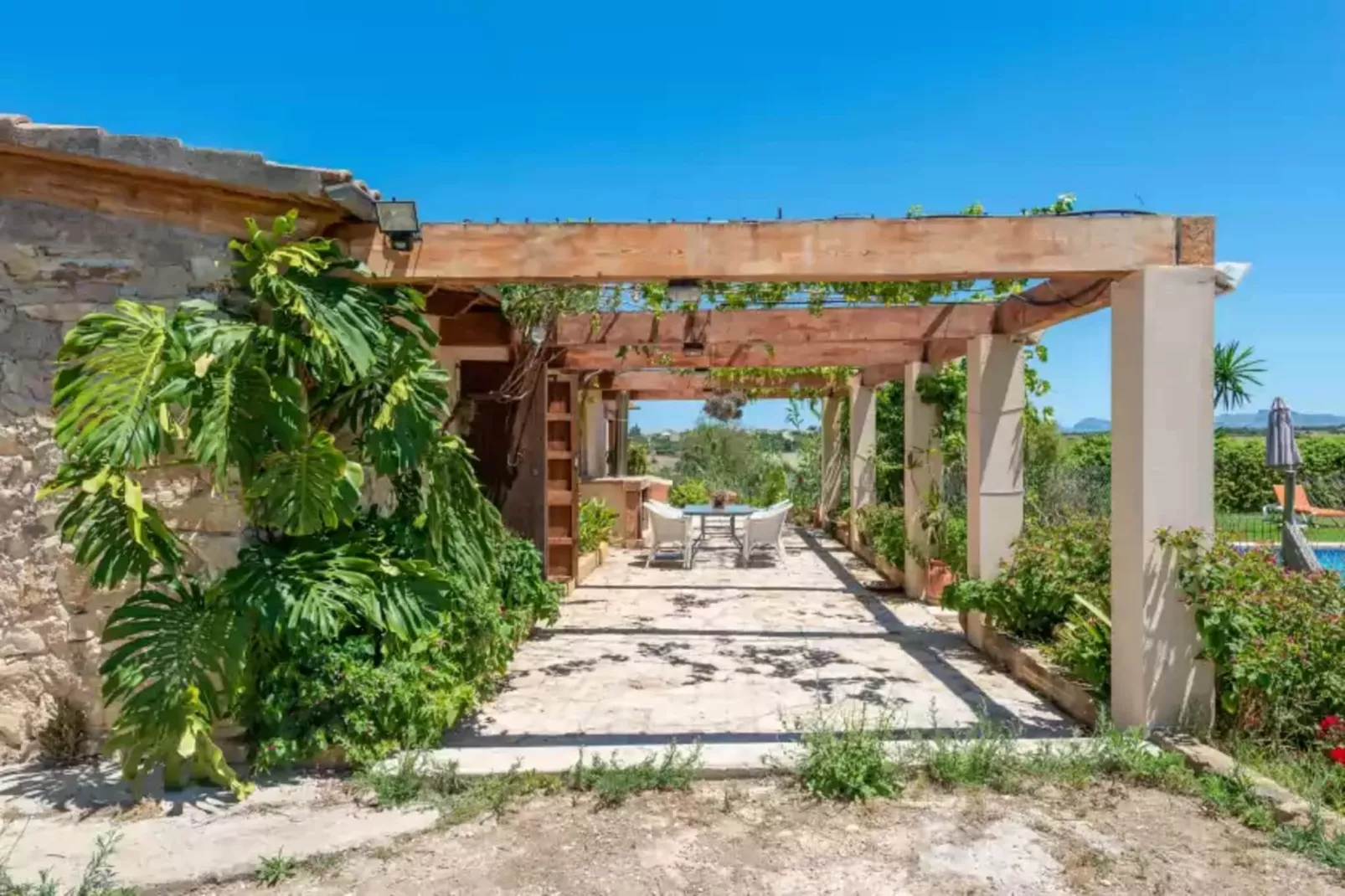 El Reboster (carboneras)-Exterior summer
