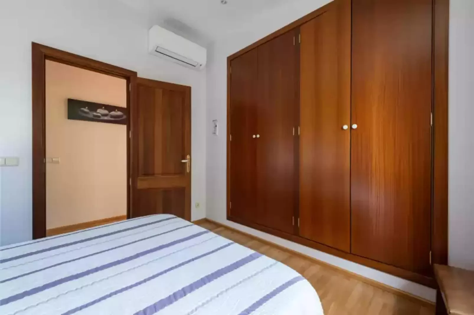 Son Lloringo-Bedroom