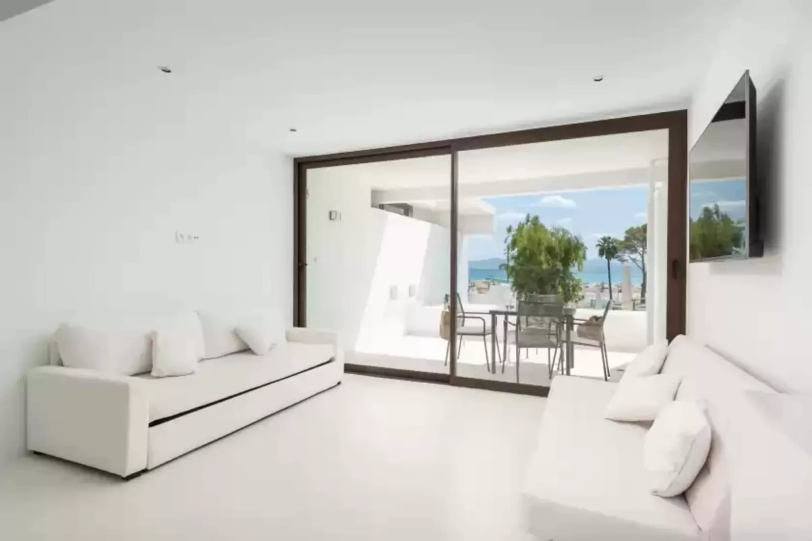 Sa Nacra-Living room