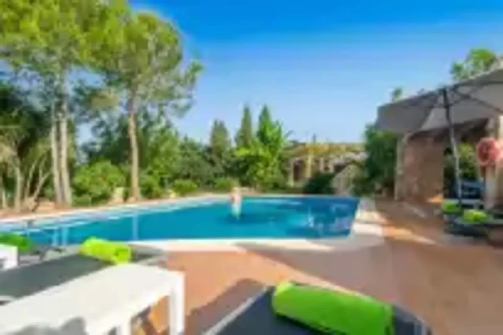 Ses Planetes-Pool