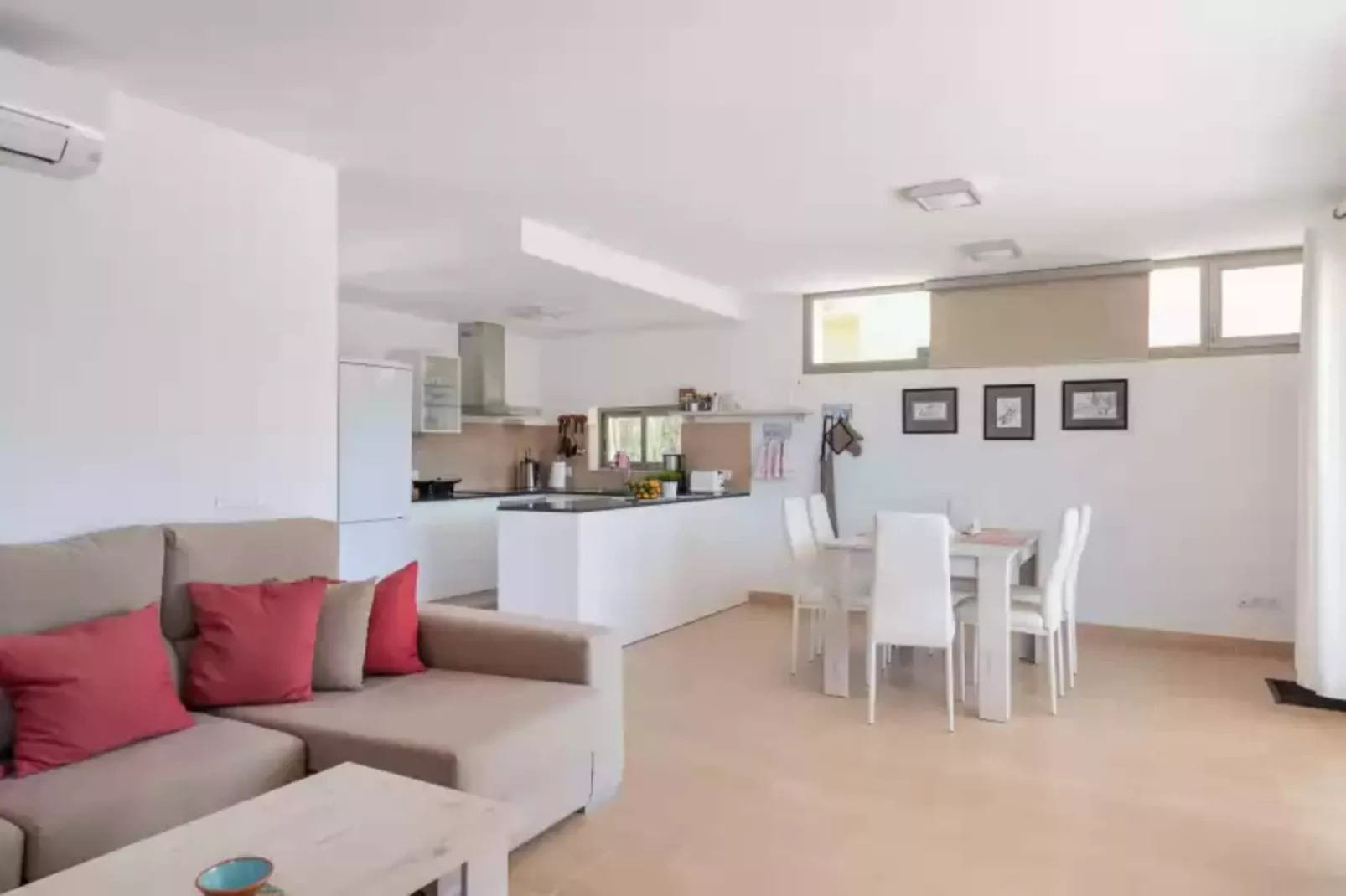 Garlanda 1-Dining room