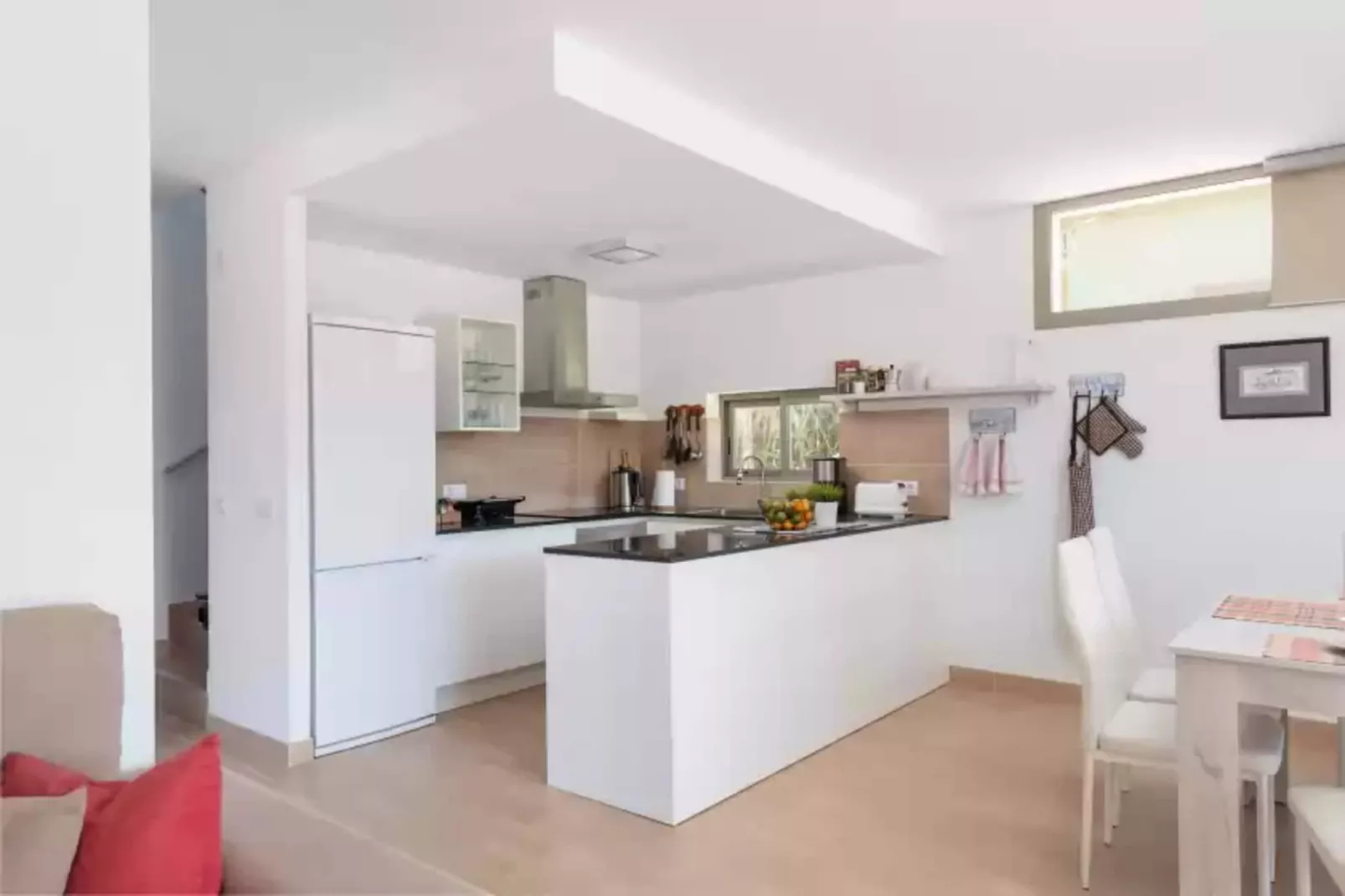 Garlanda 1-Kitchen