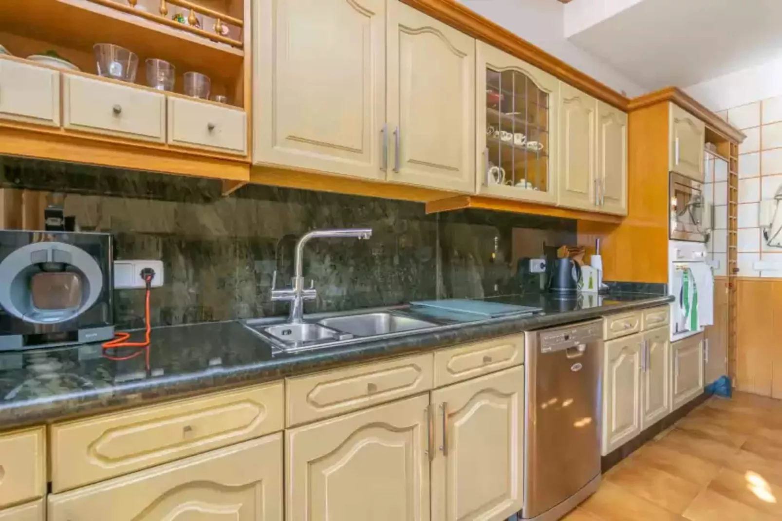 Tramontana-Kitchen