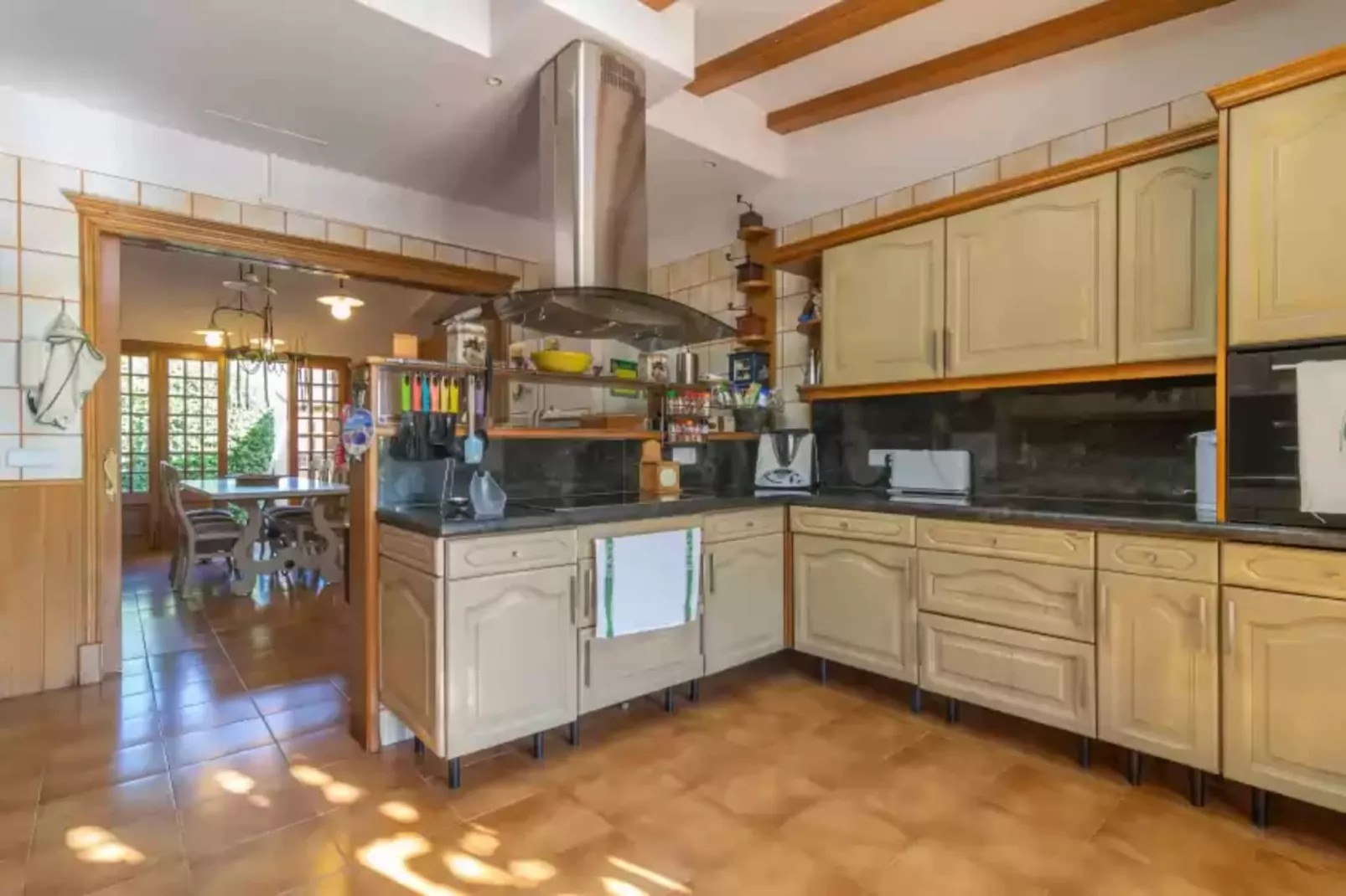 Tramontana-Kitchen