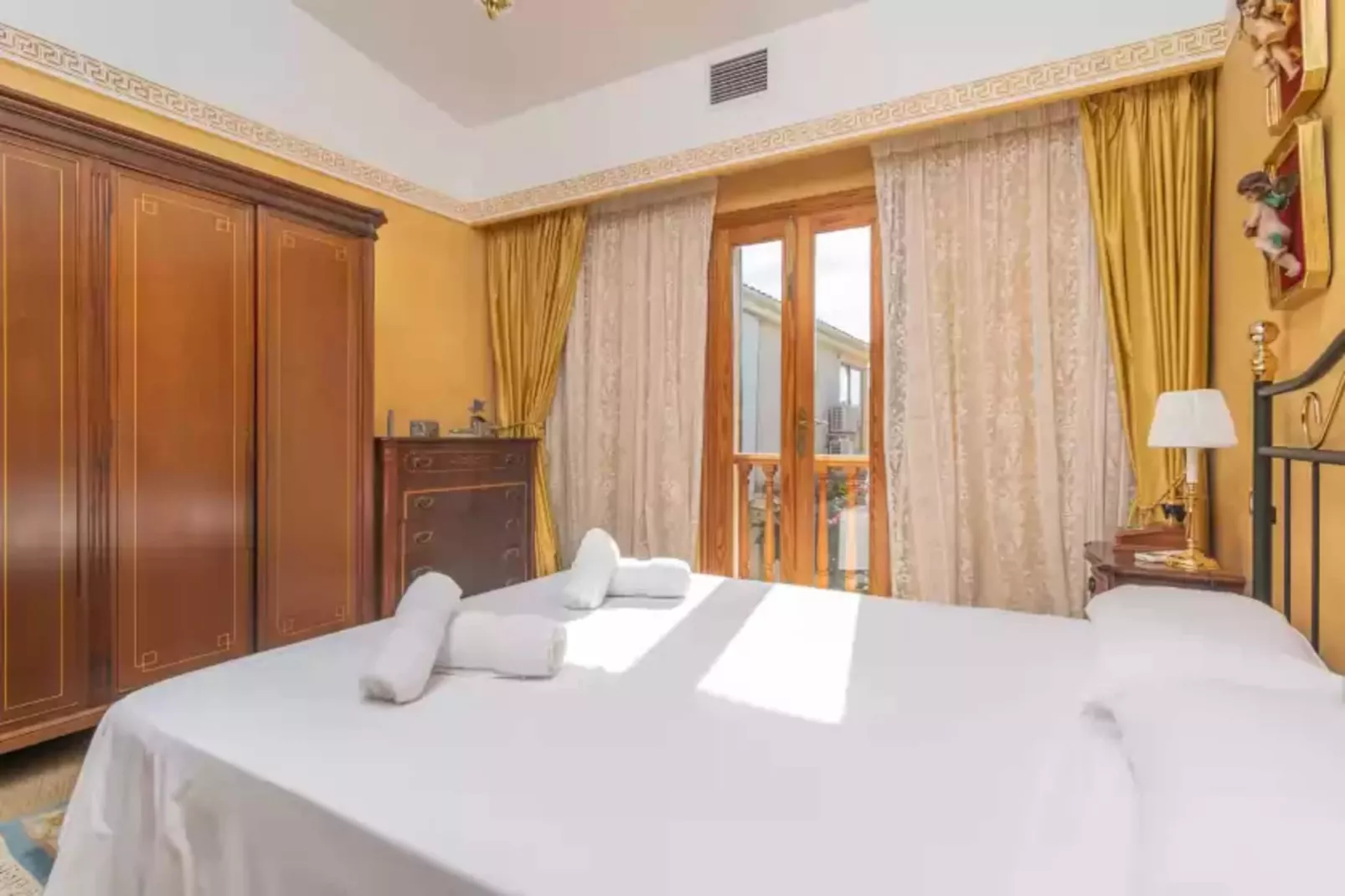 Tramontana-Bedroom