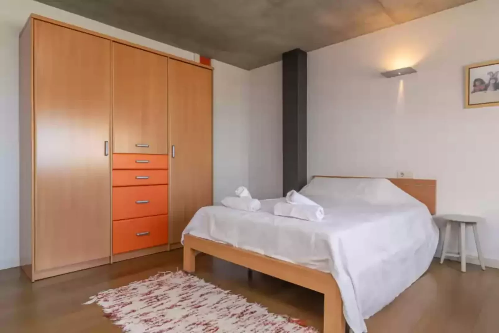 Luna-Bedroom
