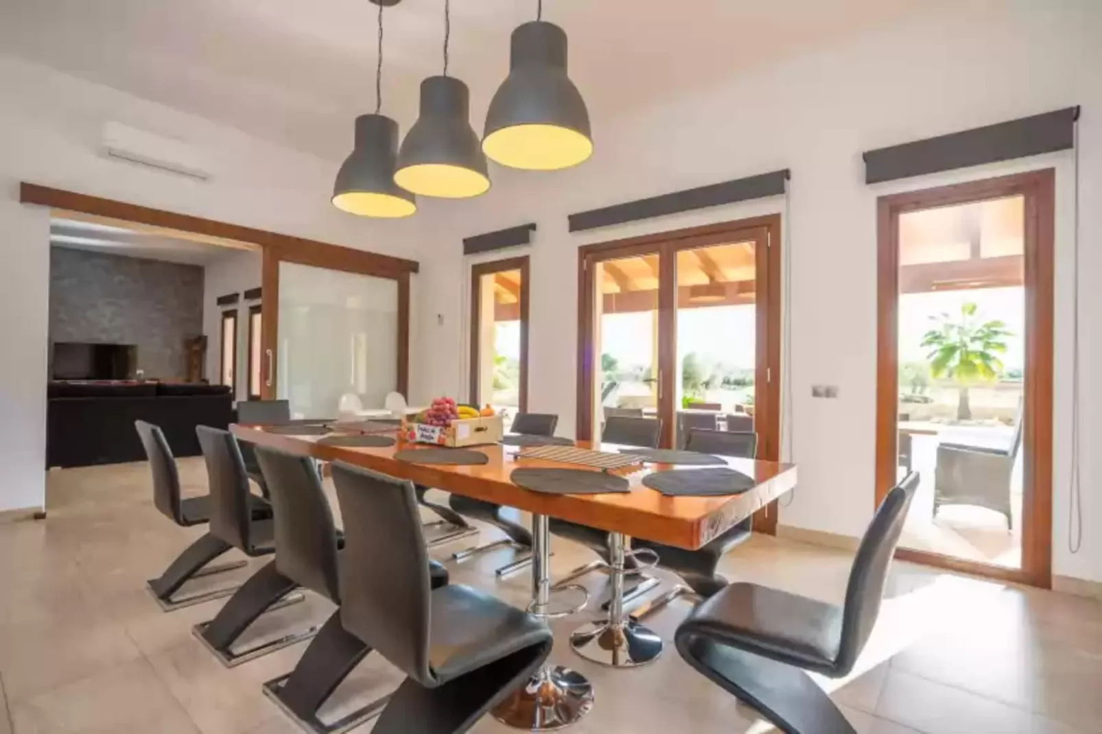Luz De Luna-Dining room