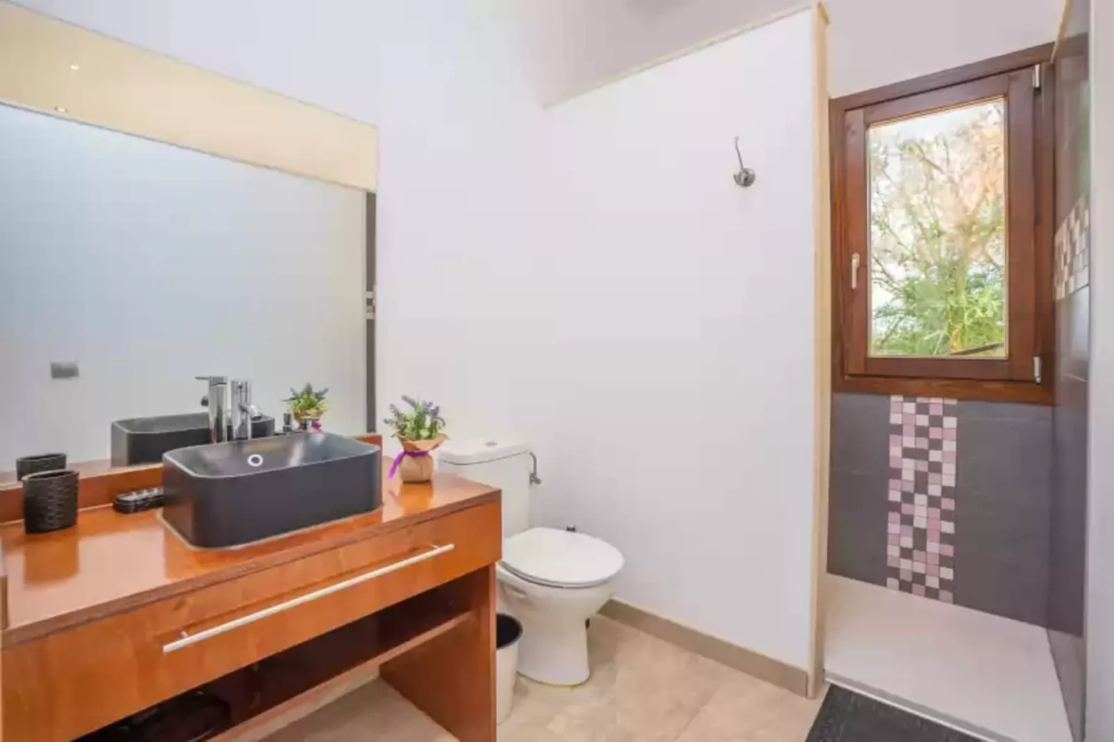 Luz De Luna-Bathroom