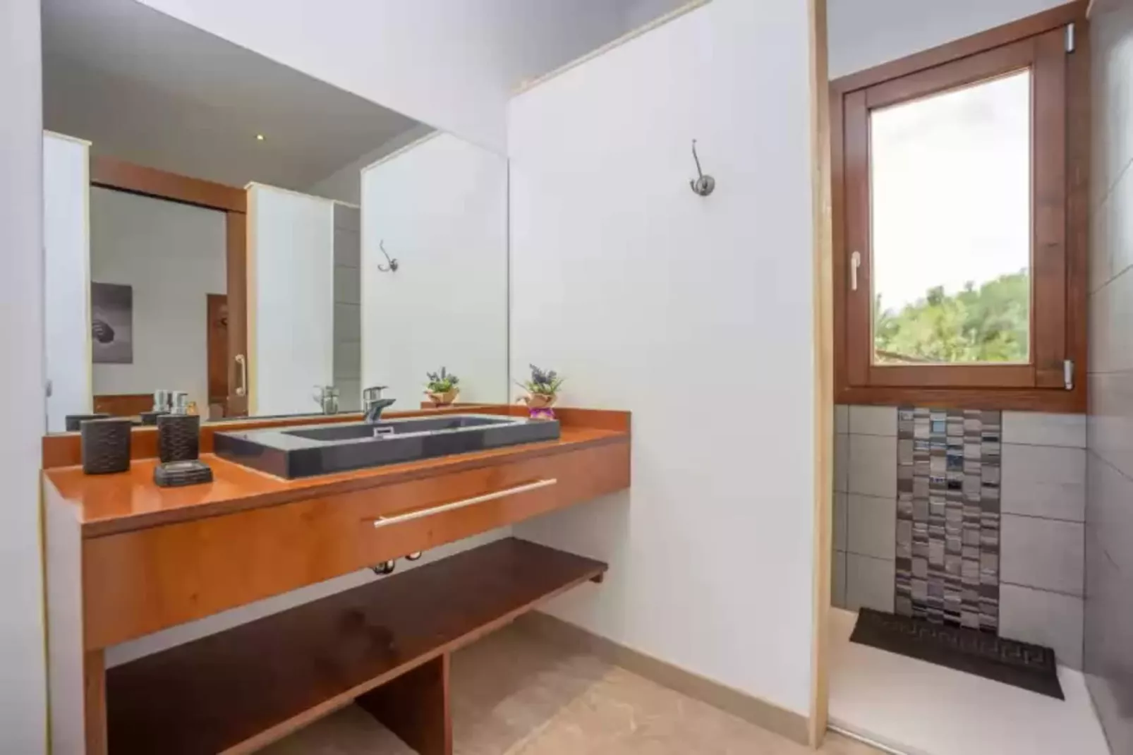 Luz De Luna-Bathroom