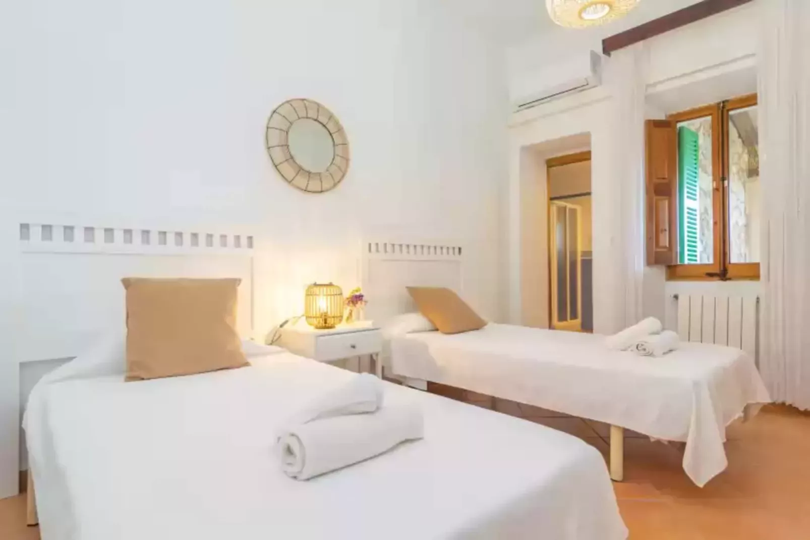 N'amera-Bedroom