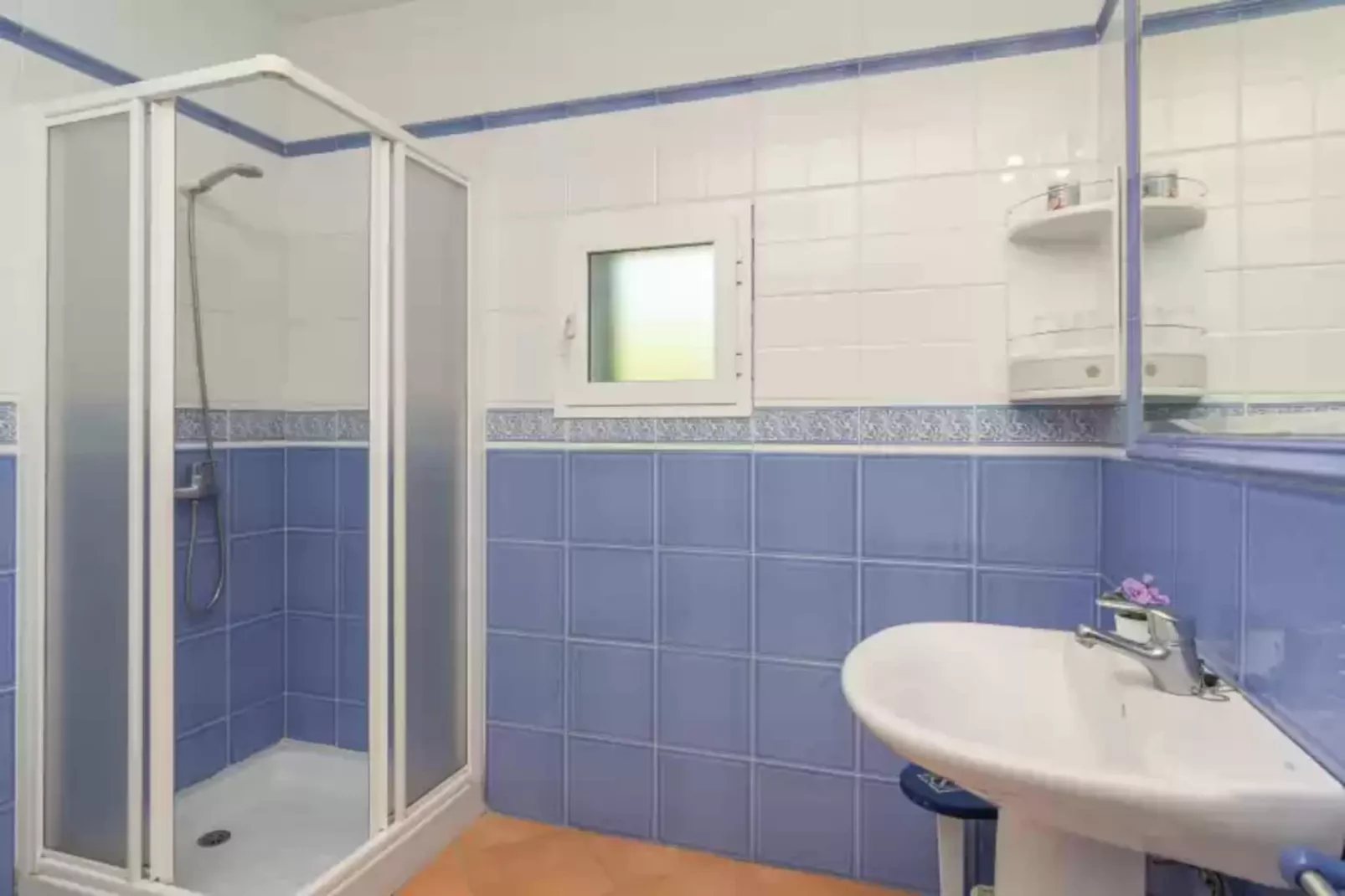 N'amera-Bathroom