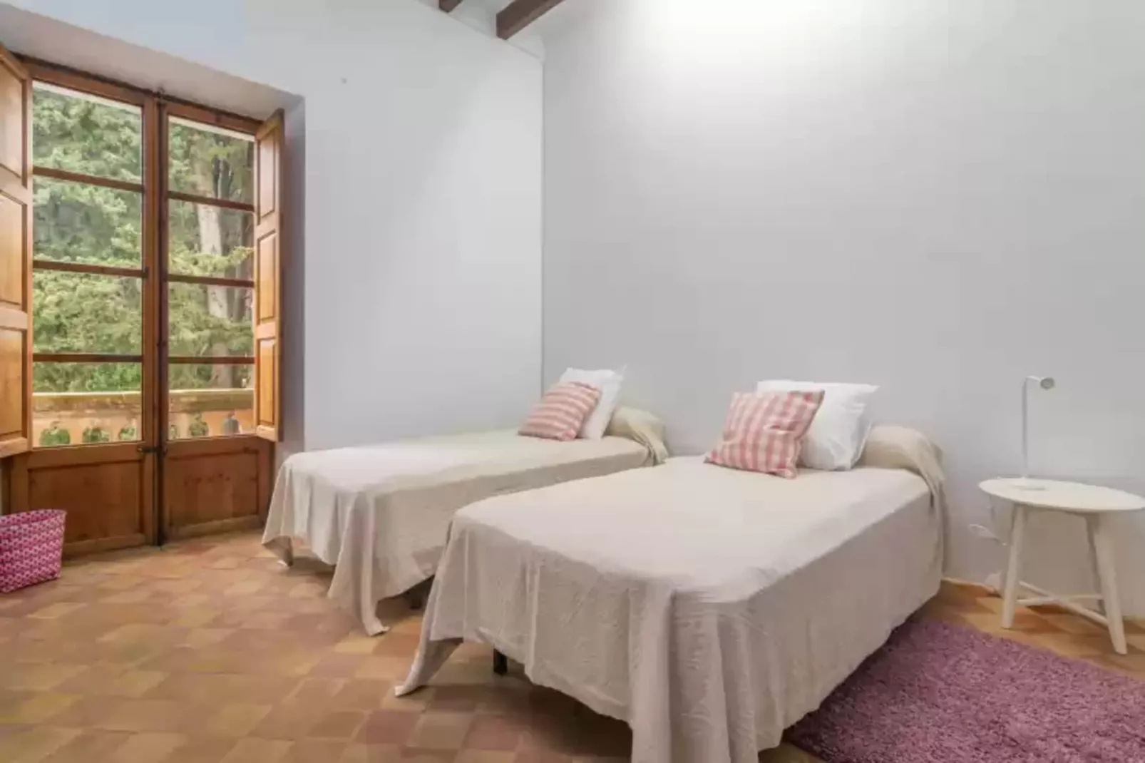 Josep Sanxo De La Jordana 12-Bedroom