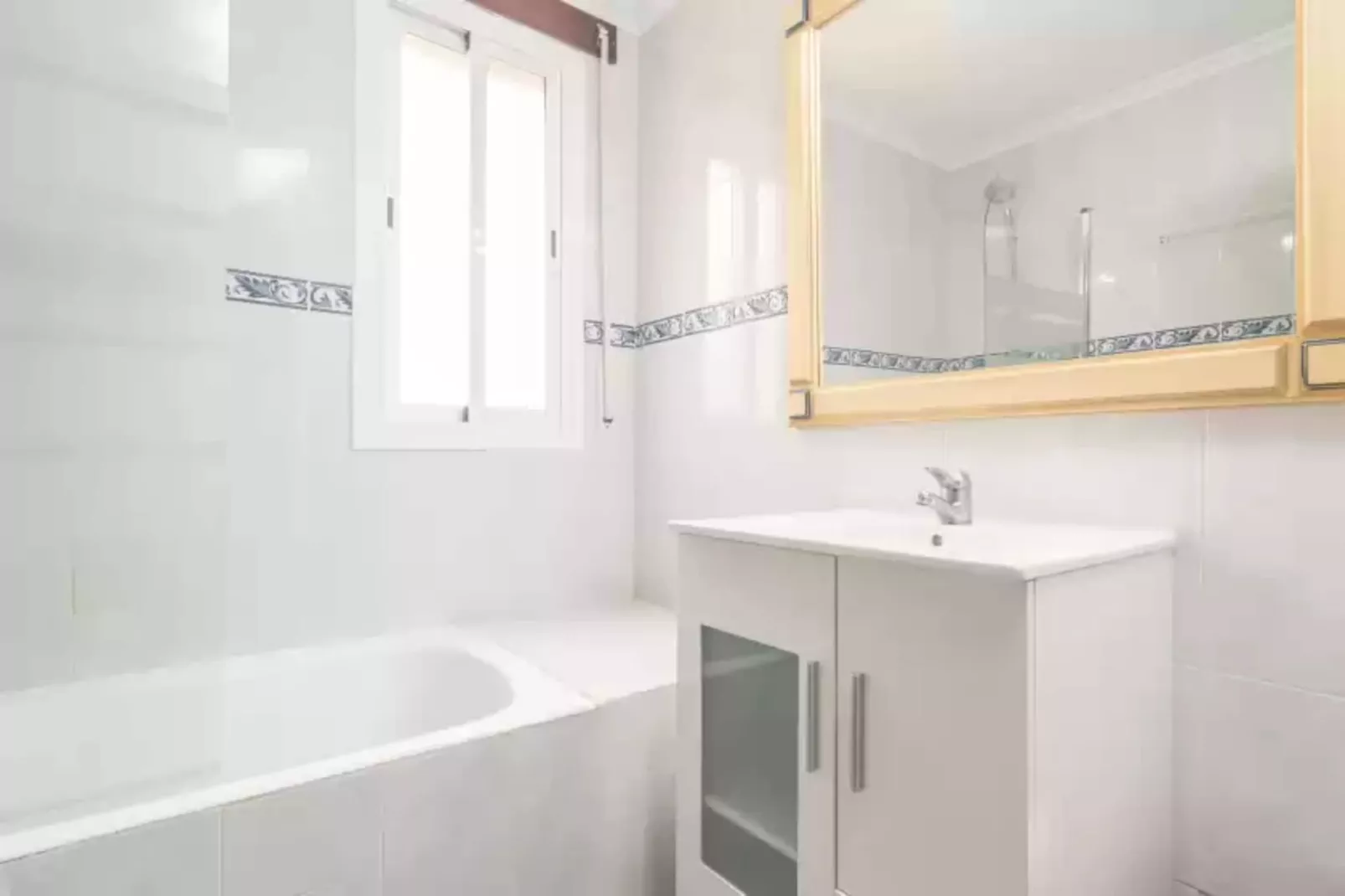 Casa Elena-Bathroom