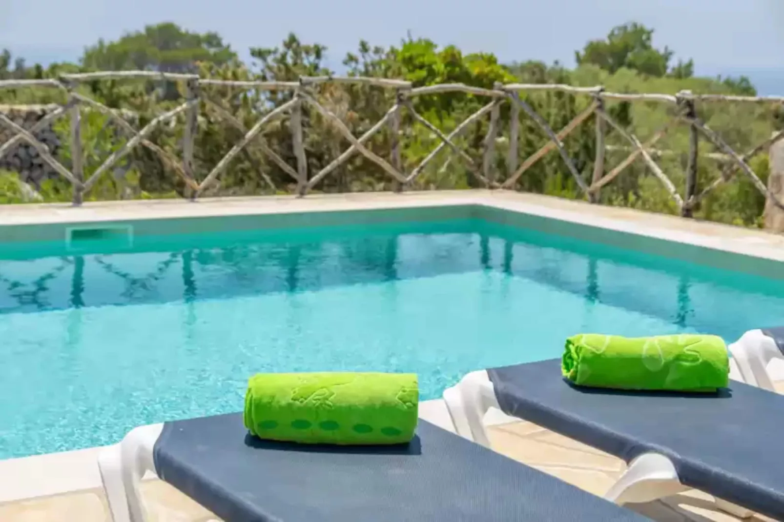 Talaia D'artrutx-Pool