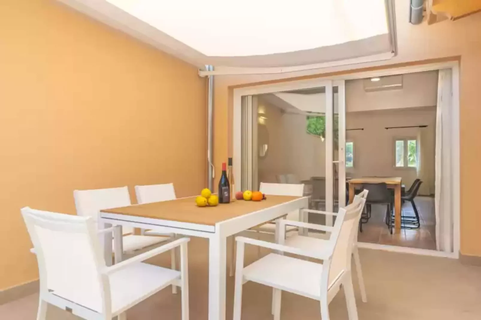 Can Moreu-Dining room