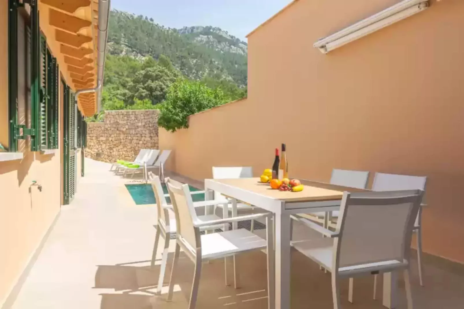 Can Moreu-Terrace balcony