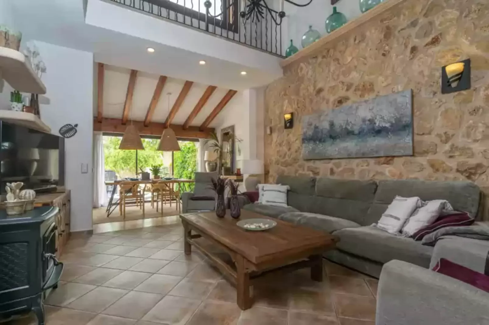 Can Pontet-Living room