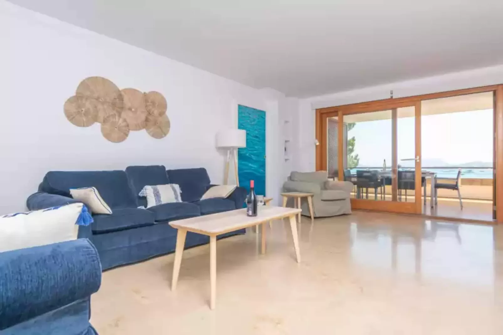 Ed. Bellveure 2º A-Living room