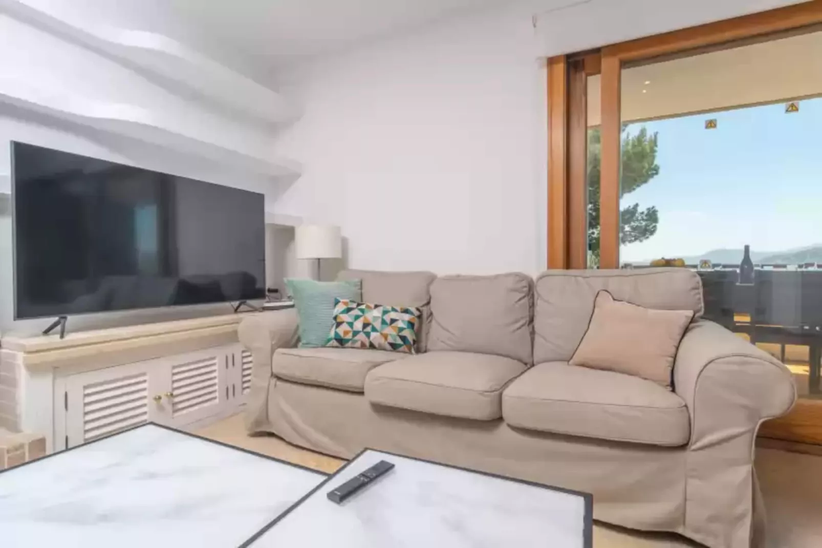 Ed. Bellveure 2º B (duplex)-Living room