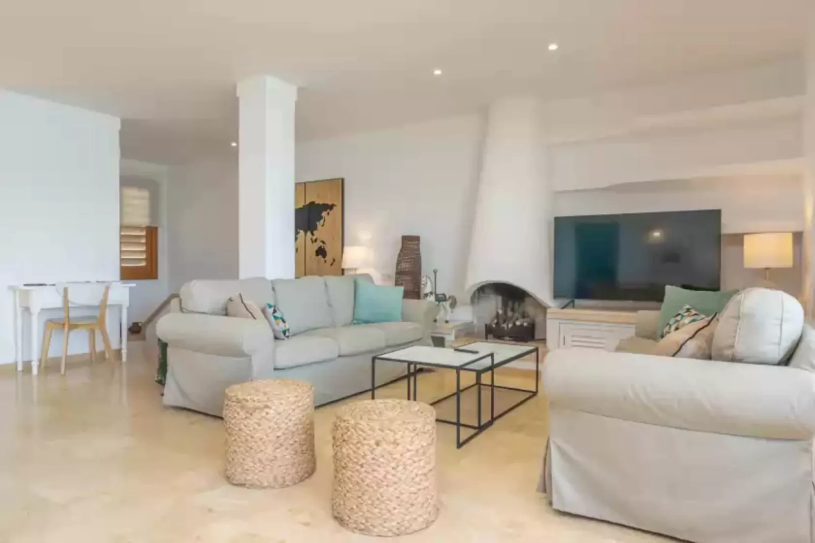Ed. Bellveure 2º B (duplex)-Living room