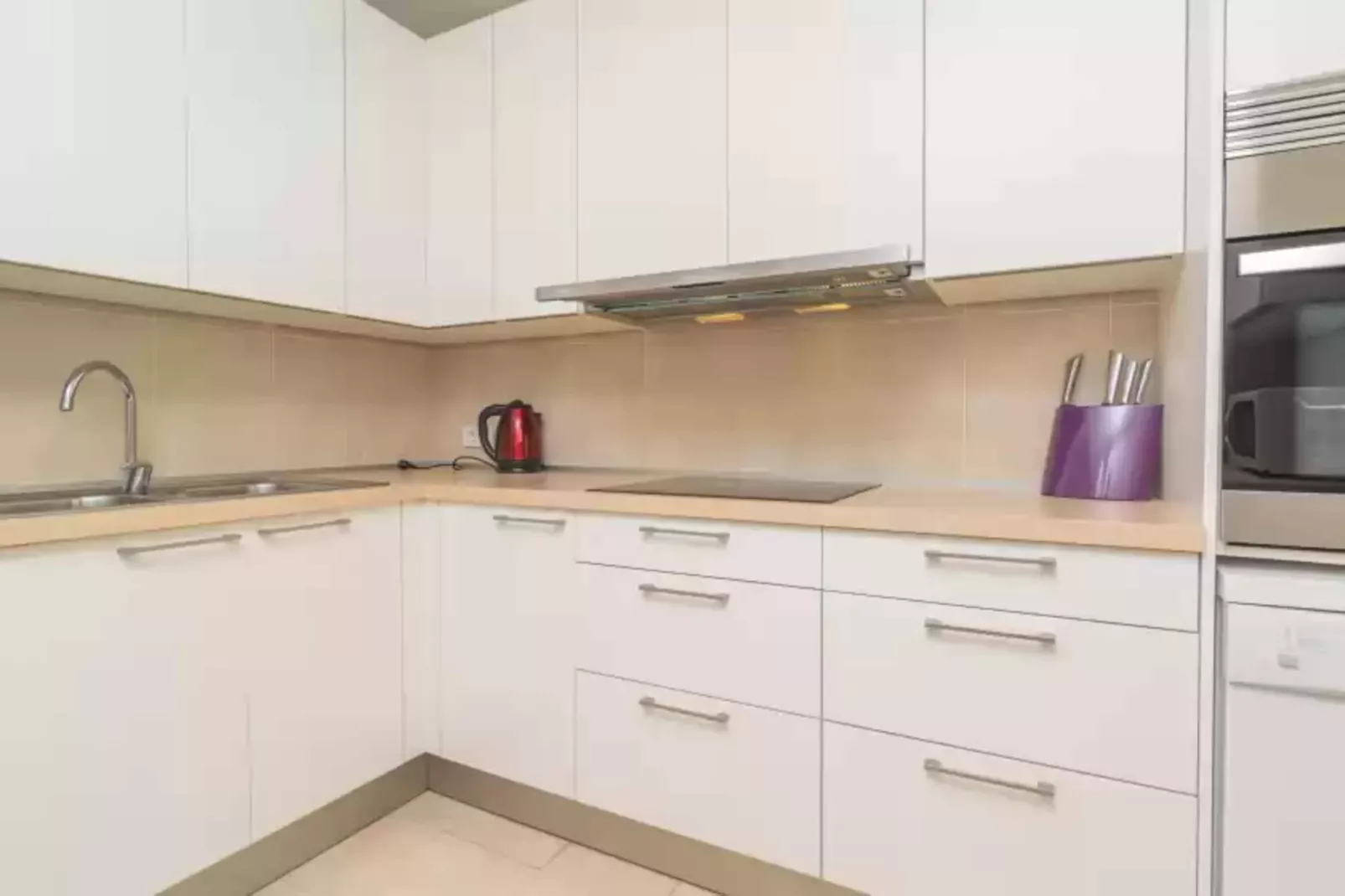 Ed. Bellveure 2º B (duplex)-Kitchen
