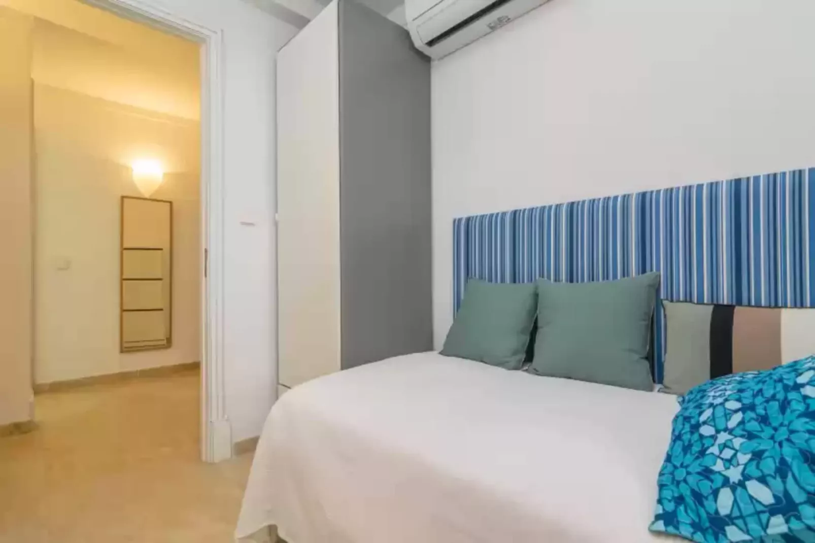 Ed. Bellveure 2º B (duplex)-Bedroom