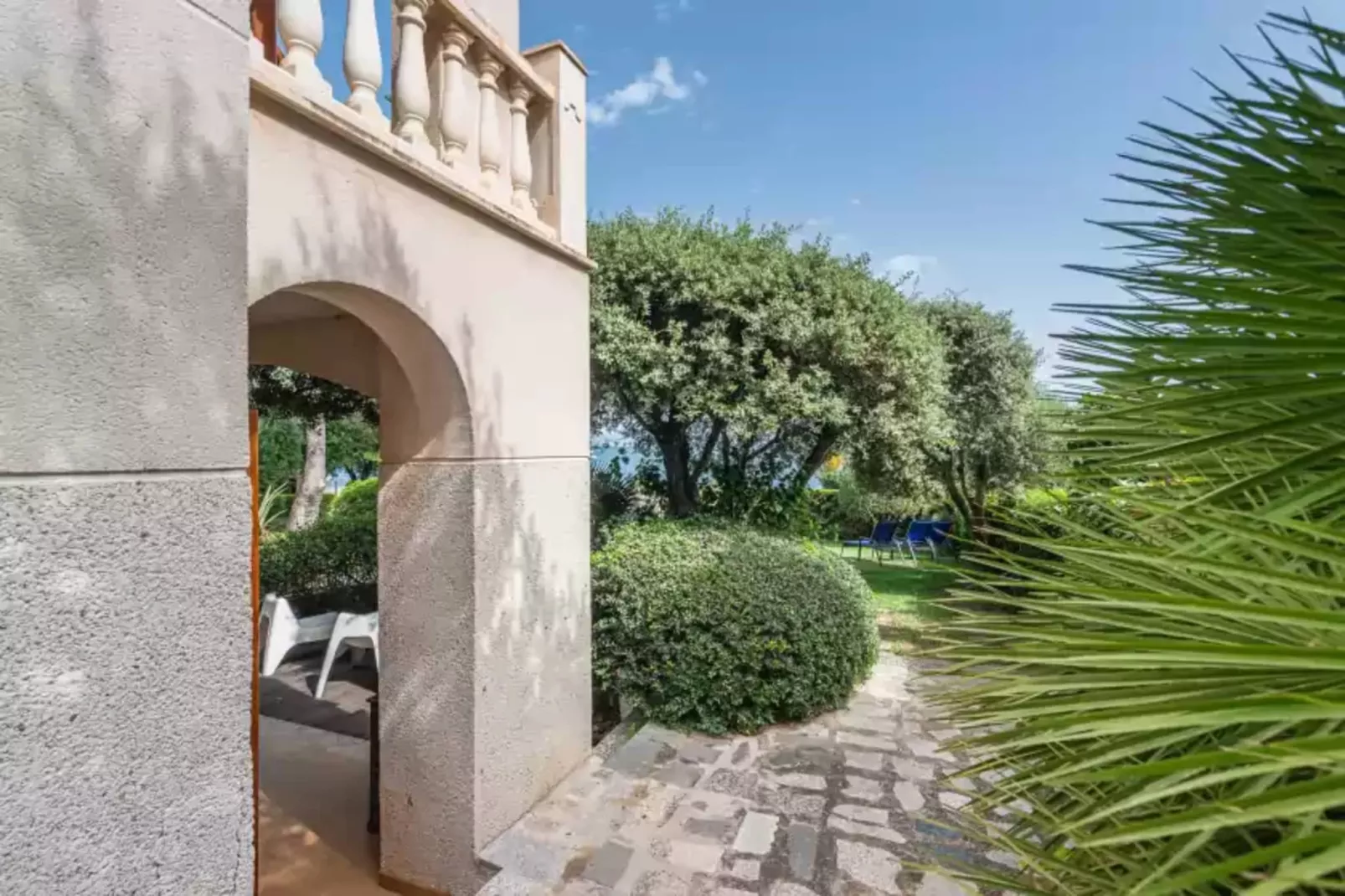 La Casa Del Far-Jardin d'été