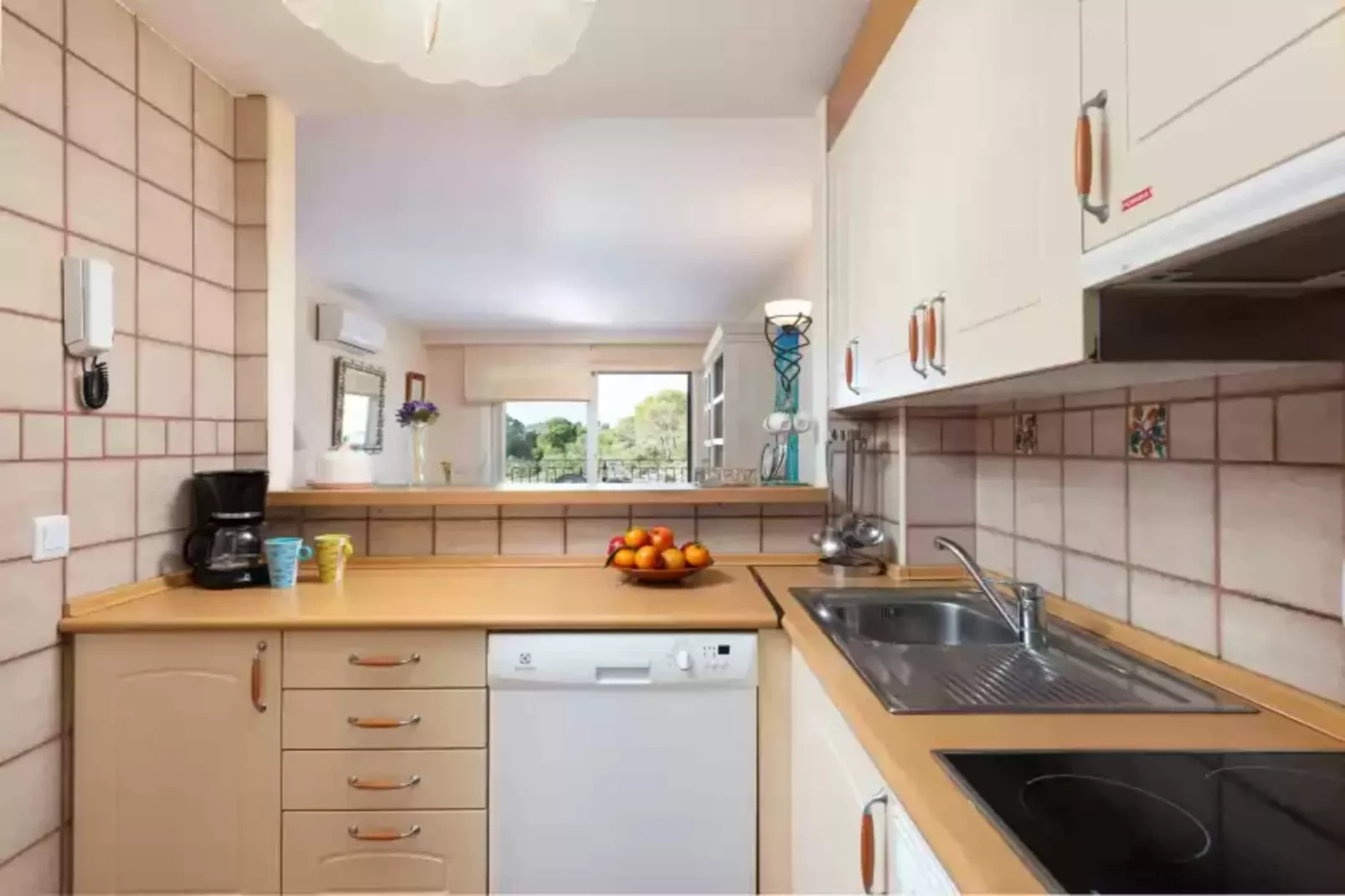 The Torrent's Observer Holiday Home-Kitchen