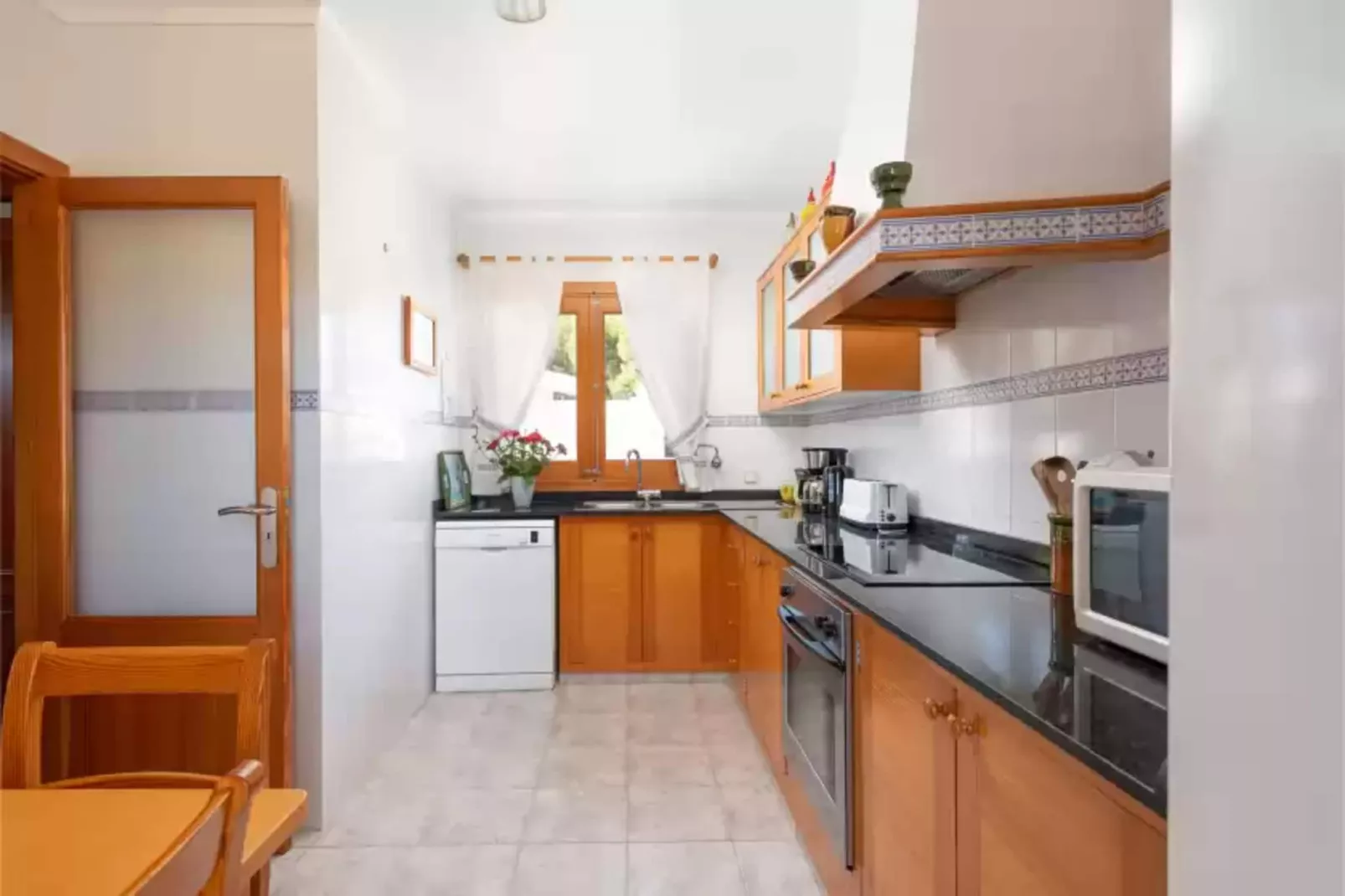 Calma-Kitchen