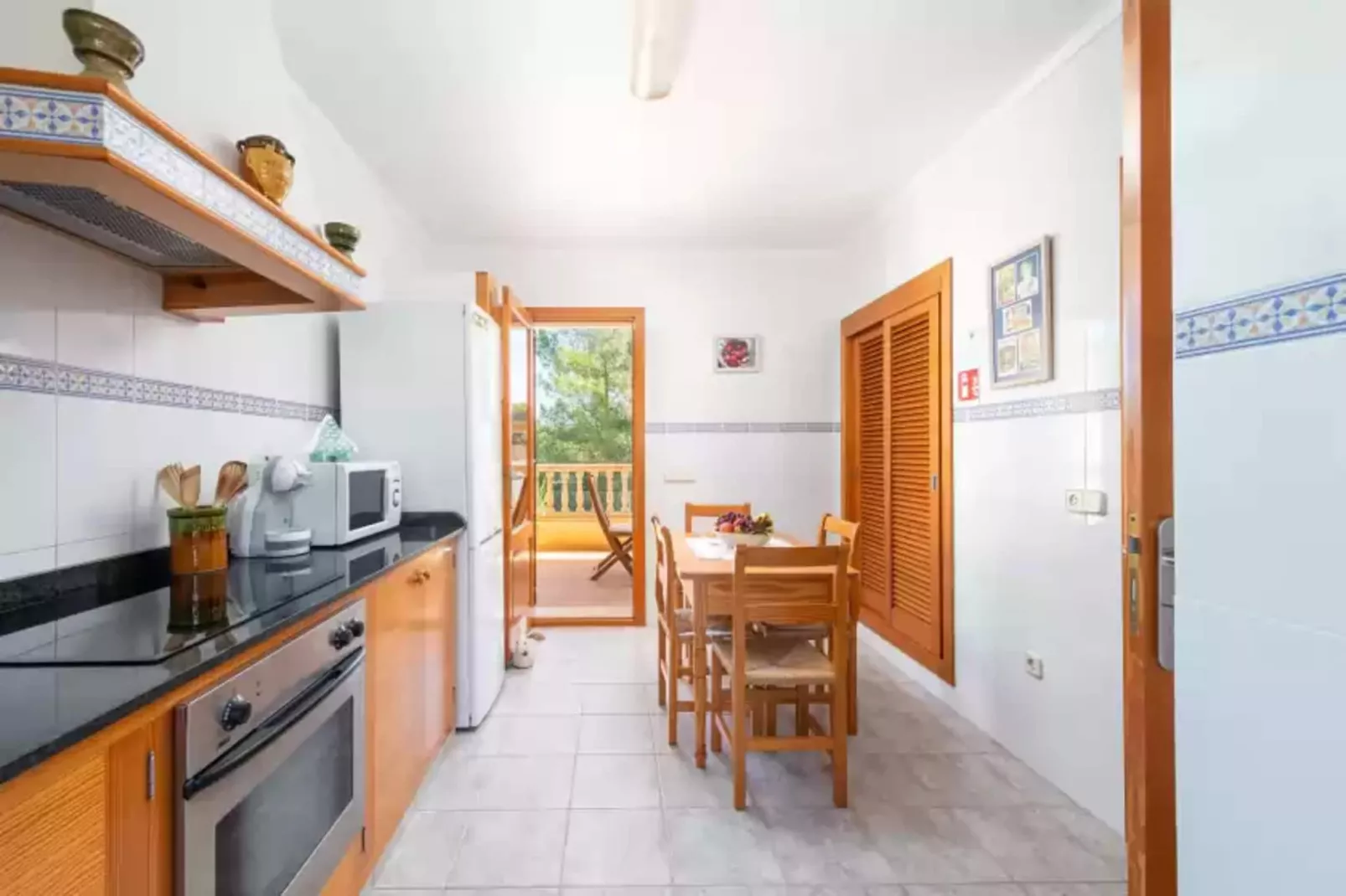 Calma-Kitchen