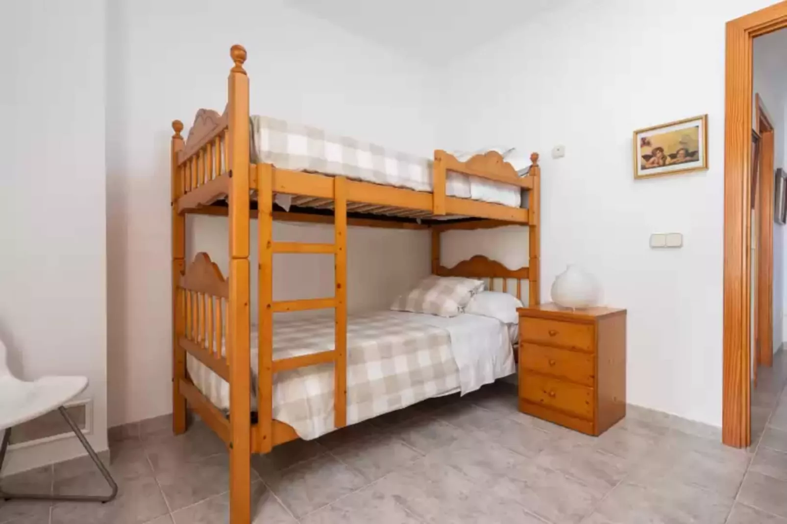 Calma-Bedroom