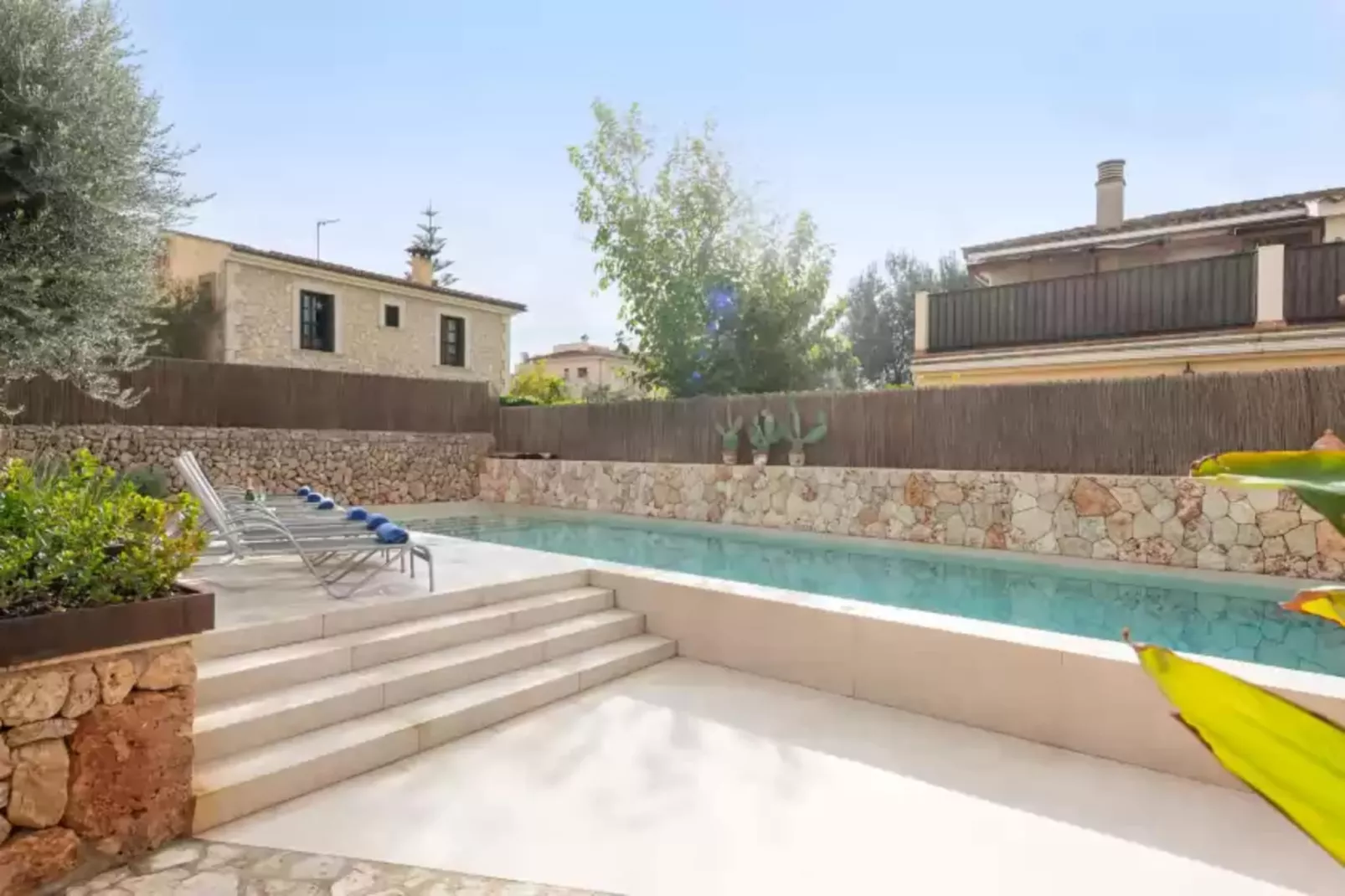 Can Font (costitx)-Pool