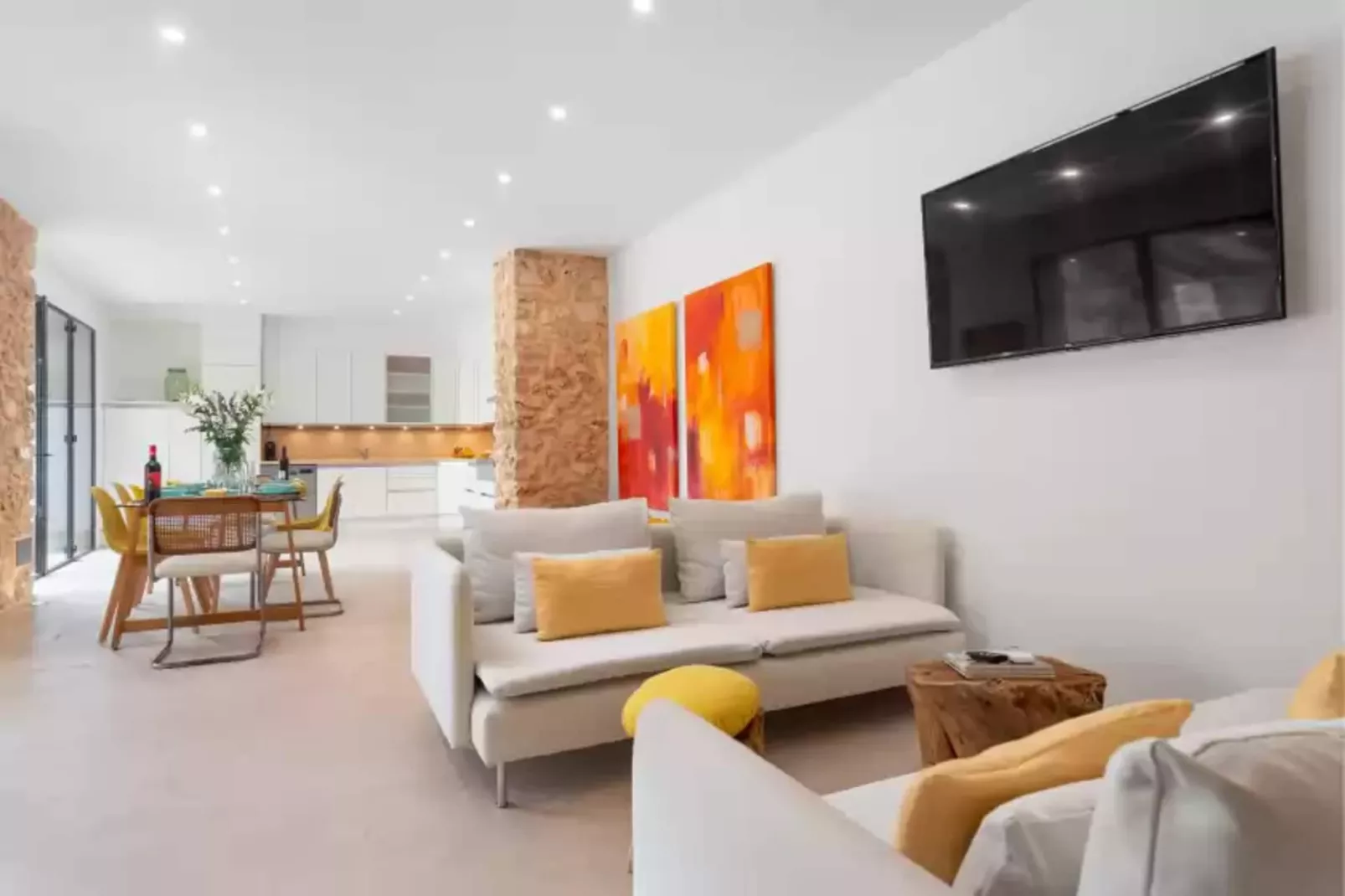 Can Font (costitx)-Living room