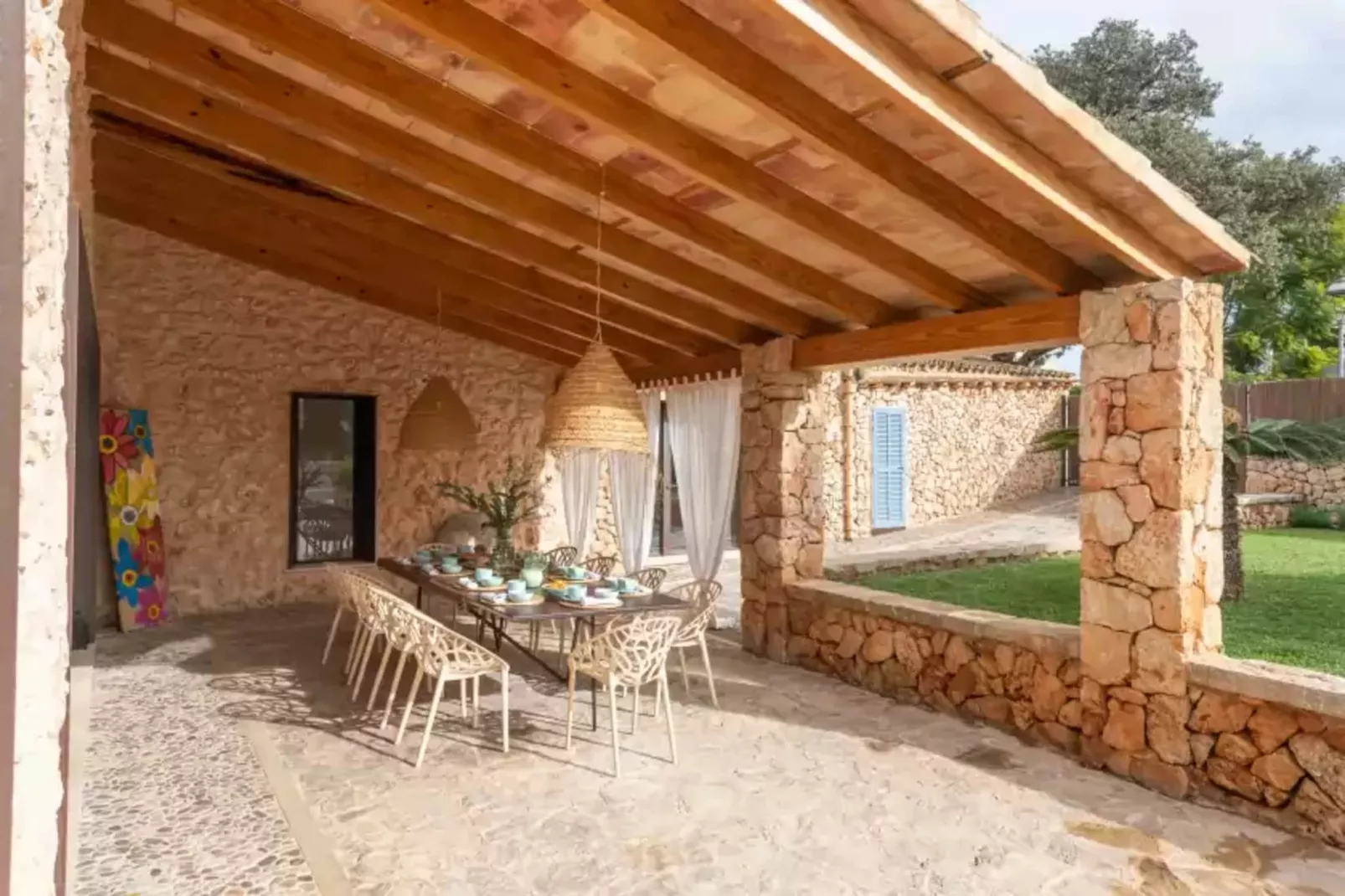 Can Font (costitx)-Dining room