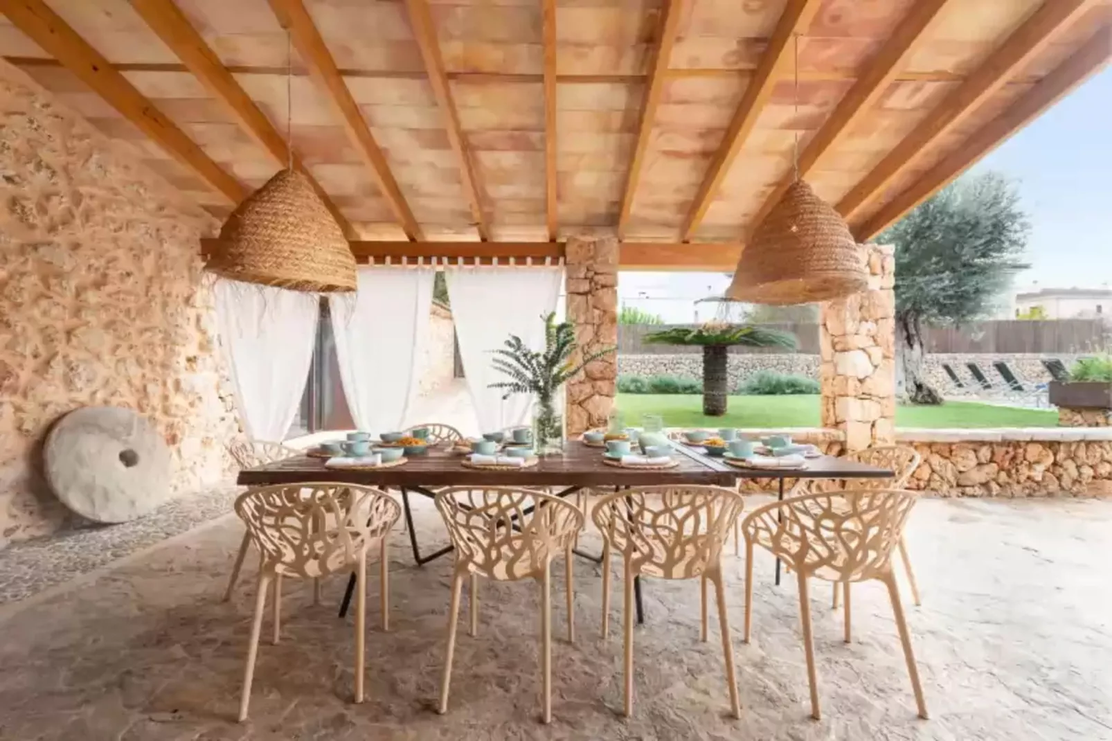 Can Font (costitx)-Dining room