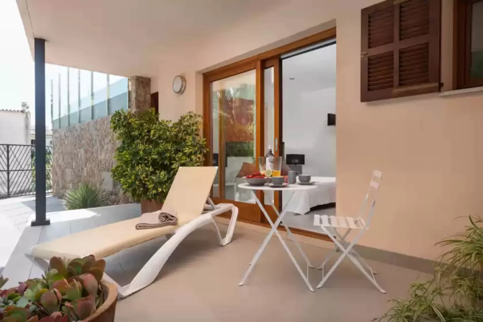 Can Vicens (mancor)-Terrace balcony