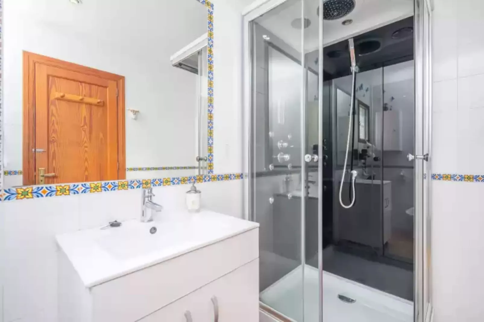 Can Pintat (llubÍ)-Bathroom