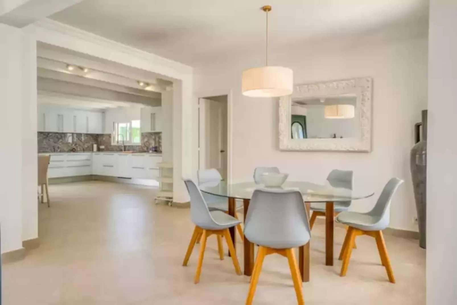 Villa Mila-Dining room