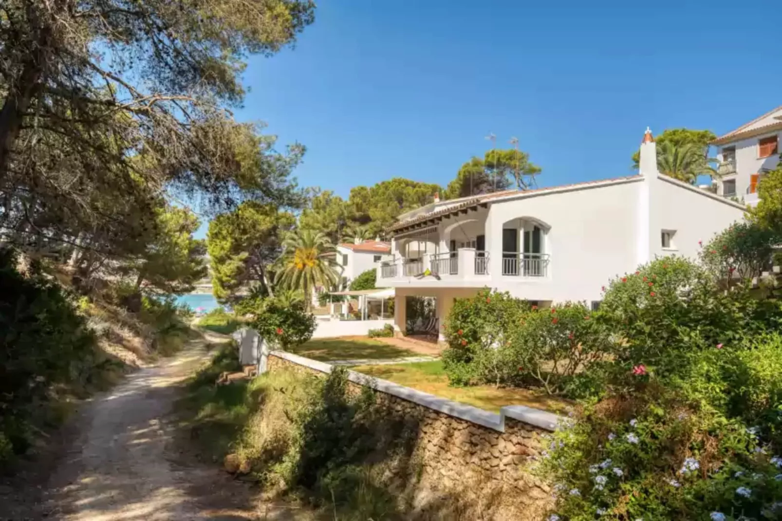 Villa Arena-Exterior summer