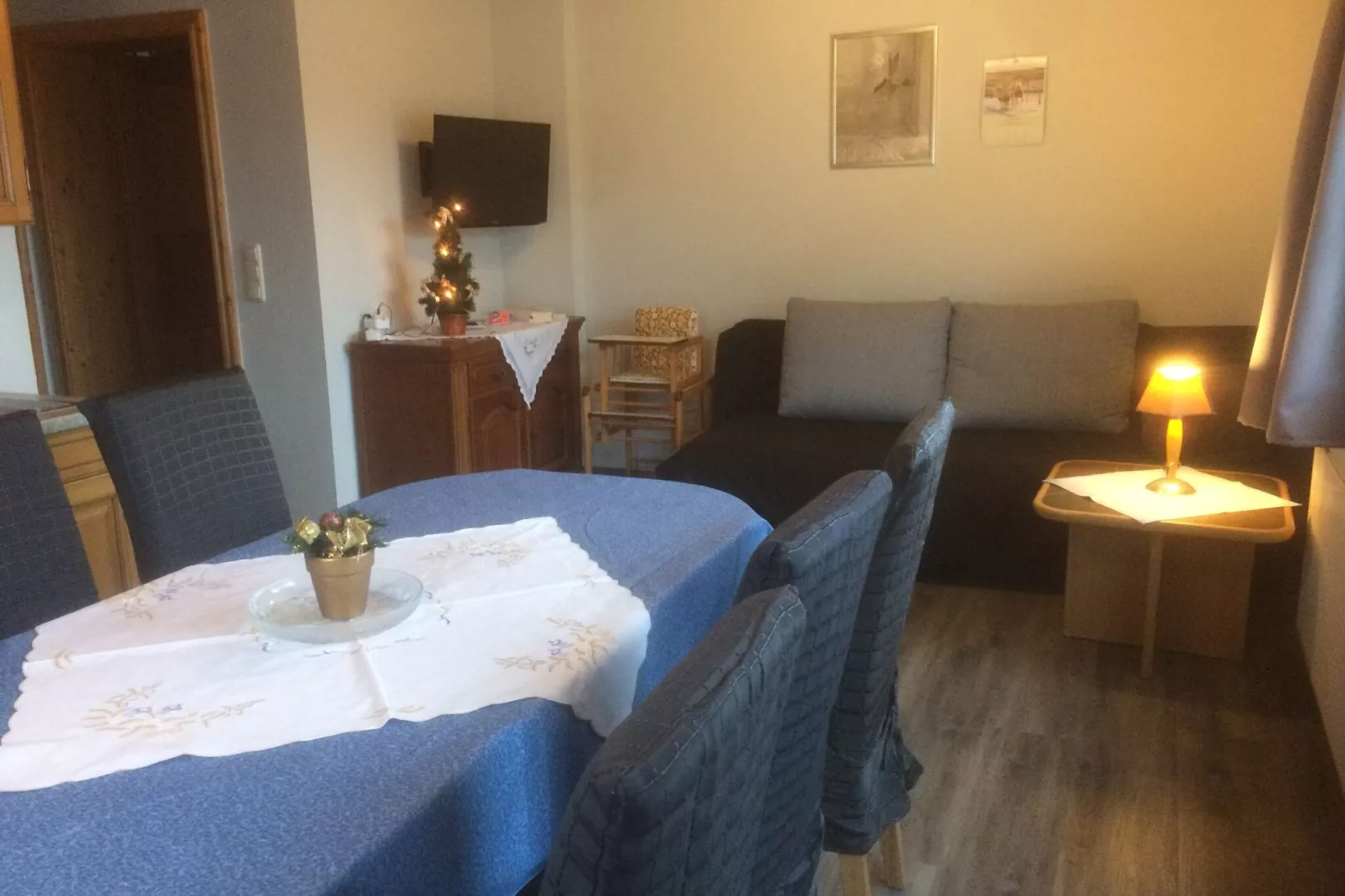 Haus Gisela-Living room